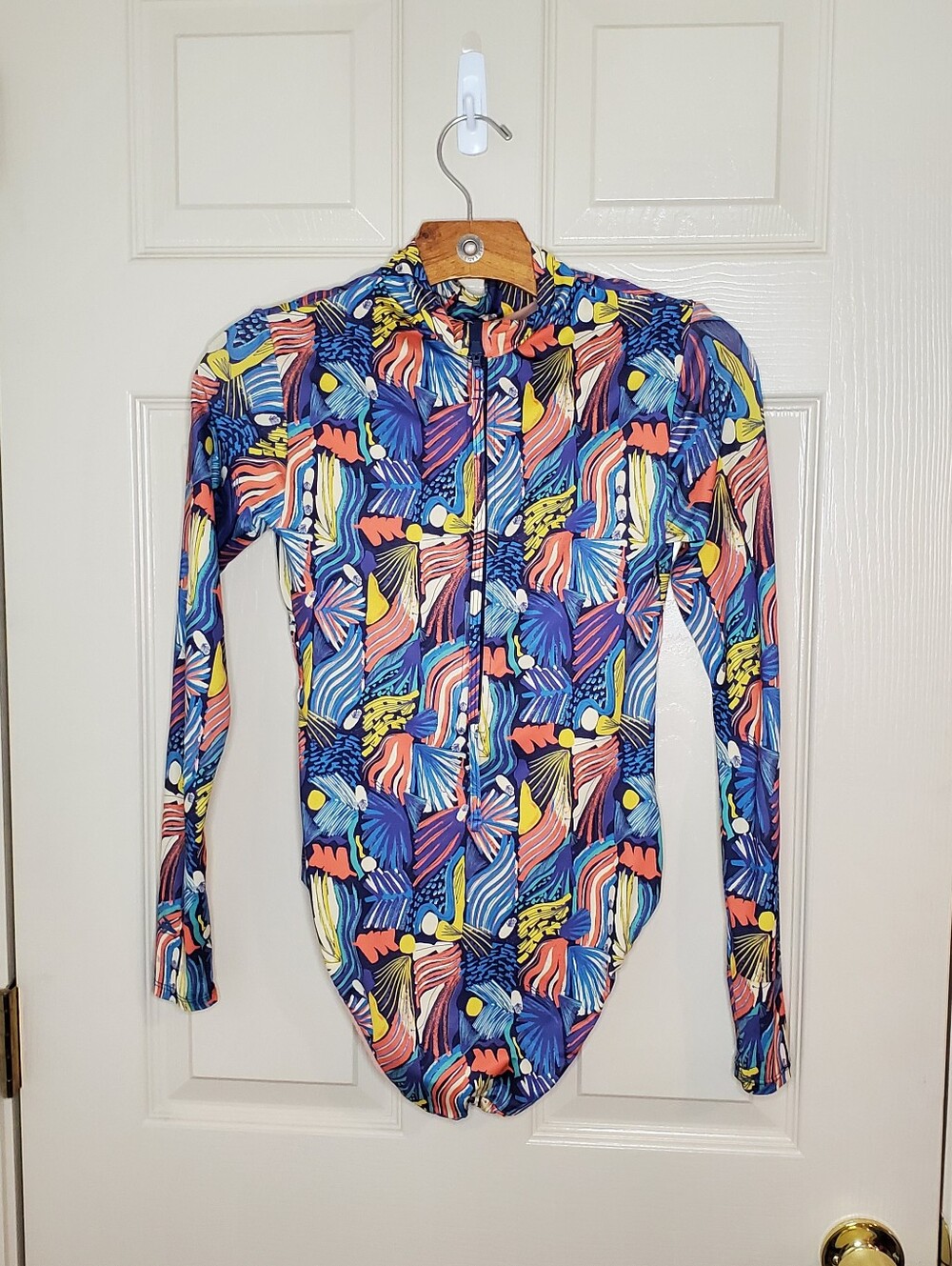 Patagonia Long-Sleeved Swell Seeker One-Piece Swimsuit Size XS - Picture 3 of 5